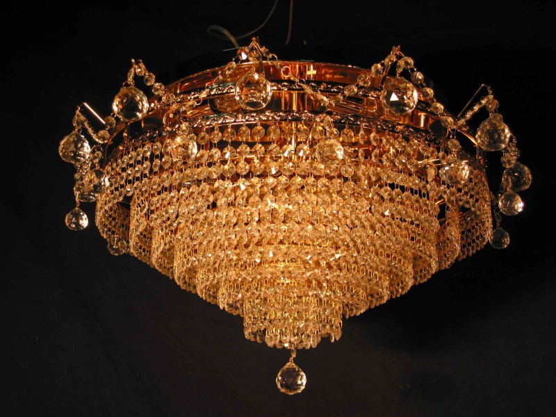 クリスタルシャンデリア