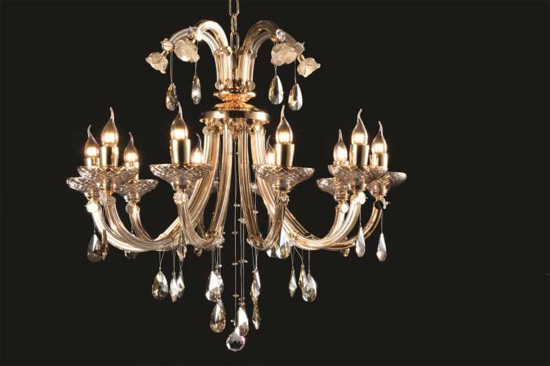 クリスタルシャンデリア